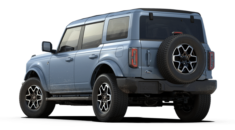2025 Ford Bronco Outer Banks photo 2
