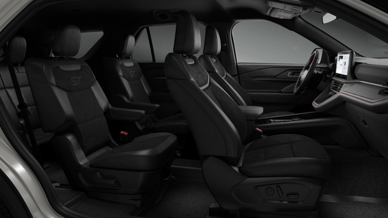 2026 Ford Explorer ST - Photo 29