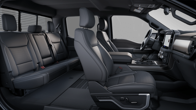 2025 Ford F-150 Lariat photo 4