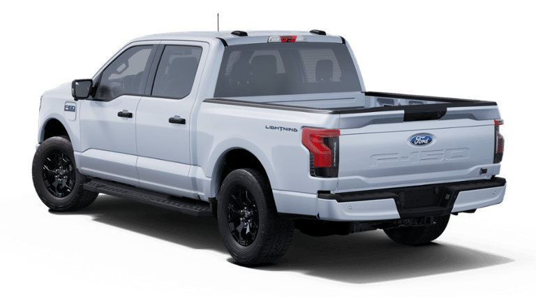 2025 Ford F-150 Lightning XLT photo 3