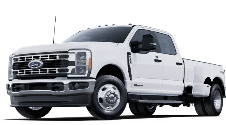 2025 Ford F-350 Super Duty XLT's photo