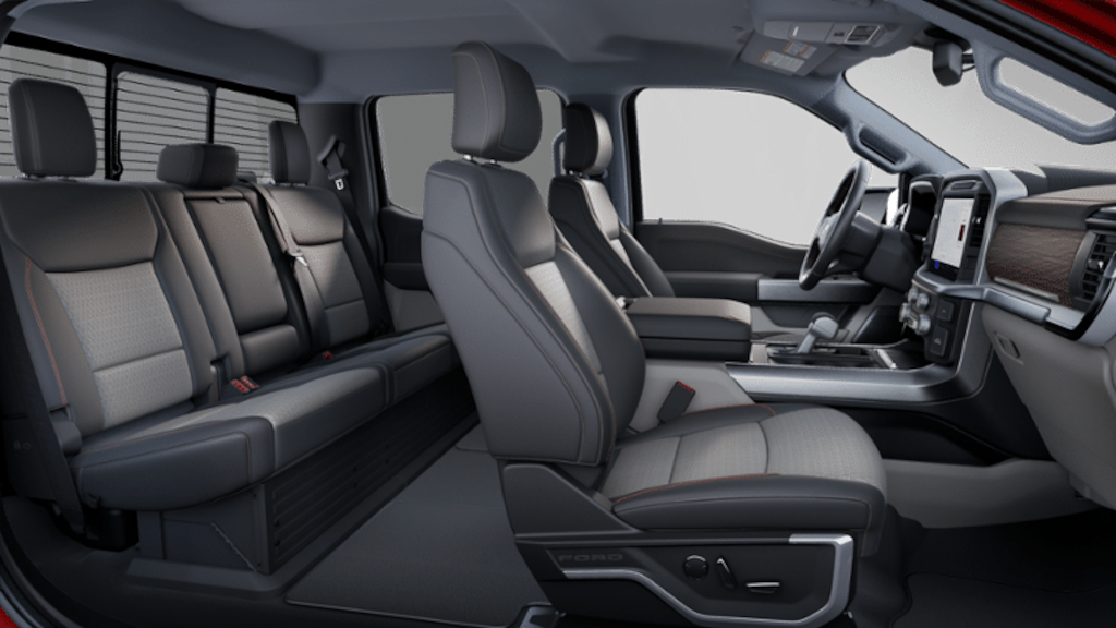 New 2025 Ford F-150 Lariat TRUCK