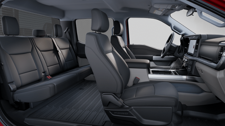 2025 Ford F-350 Super Duty XLT - Photo 22
