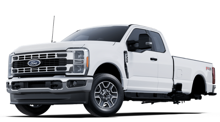2025 Ford F-350 XLT photo 2