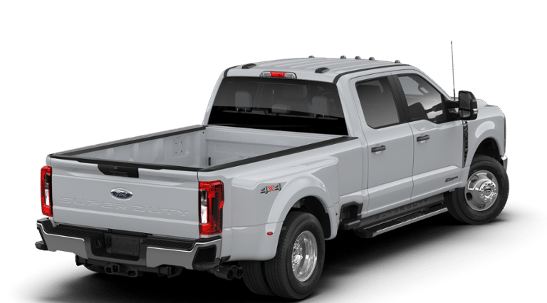 2026 Ford F-350 photo 3