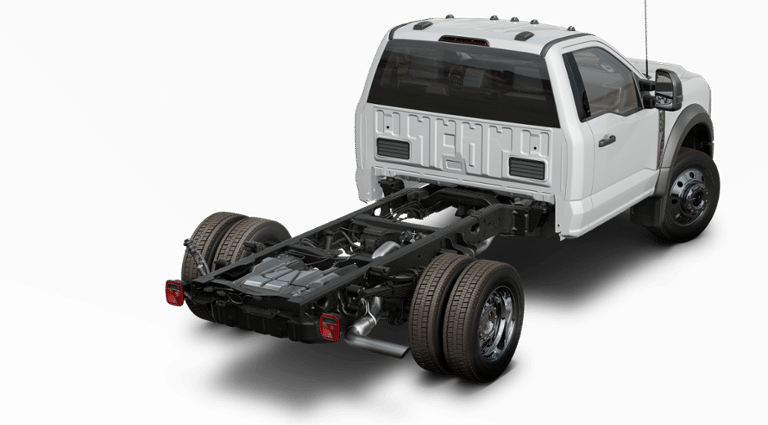 2025 Ford F-550 Super Duty Chassis Cab XLT - Photo 47