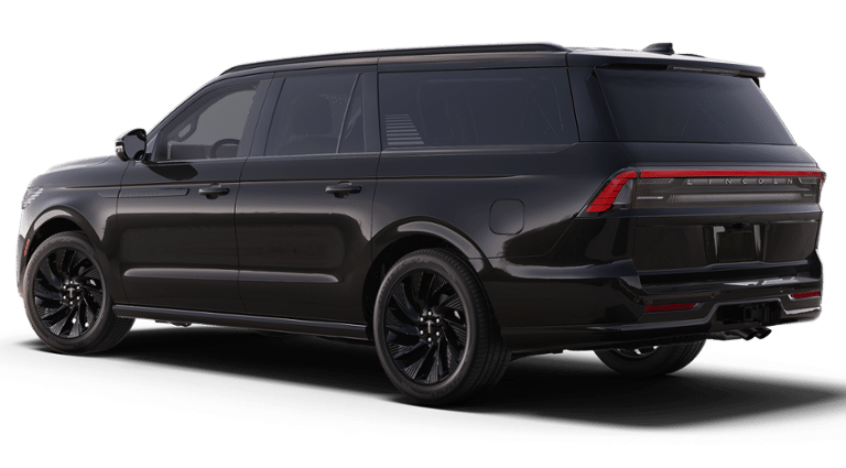 Thumbnail: 2025 Lincoln Navigator L - 33