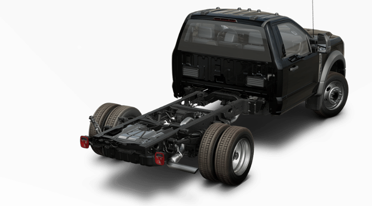 2024 Ford F-550 photo 3