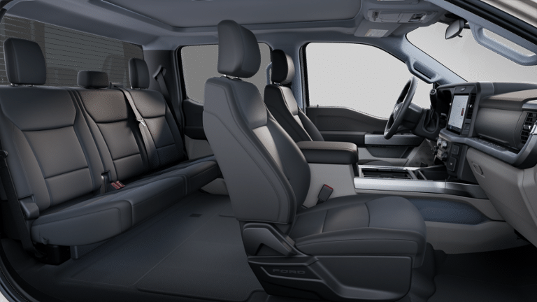 2025 Ford F-350 XLT photo 11