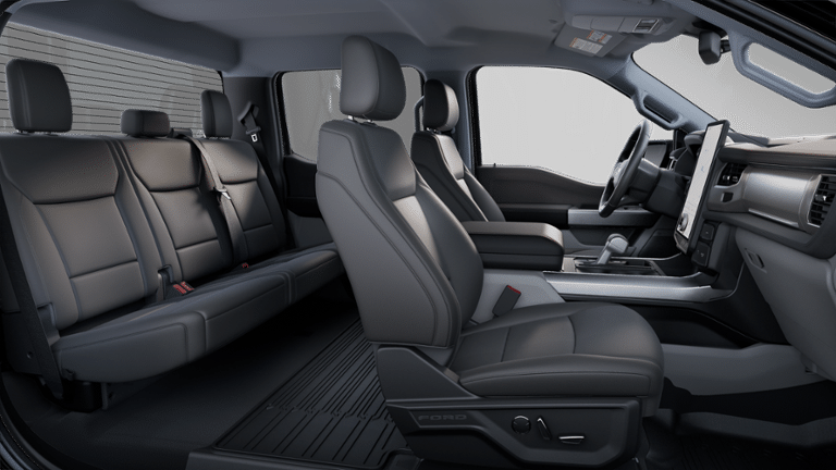 2025 Ford F-150 Lightning Flash - Photo 38