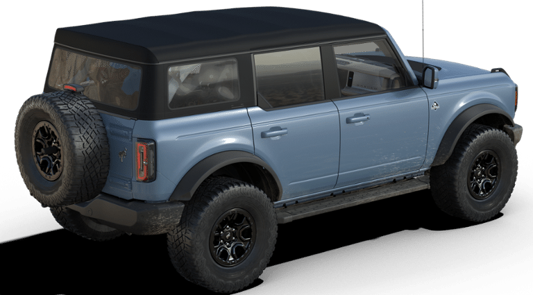 2025 Ford Bronco Outer Banks photo 3