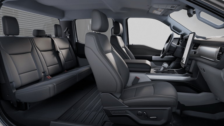 2025 Ford F-150 Lightning Flash - Photo 12
