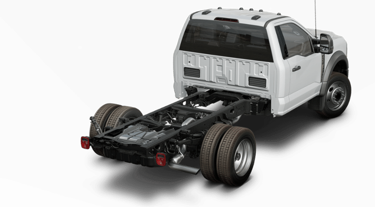 2024 Ford F-550 XLT photo 3