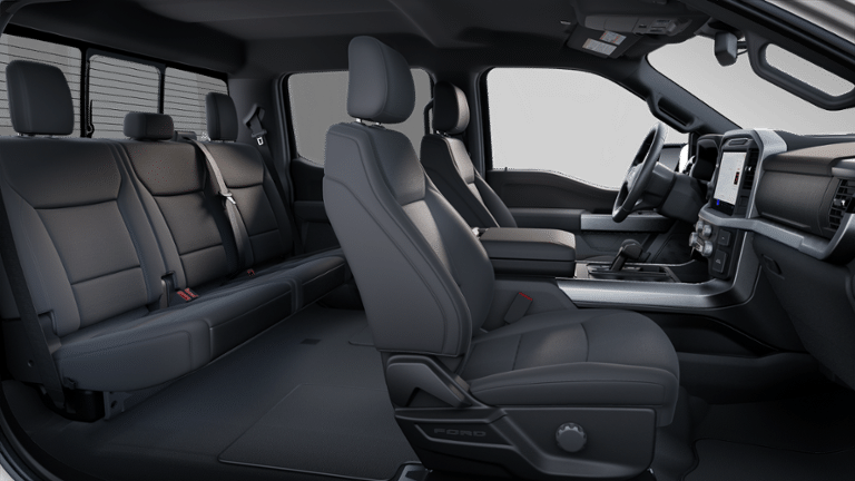 2025 Ford F-150 XLT photo 5