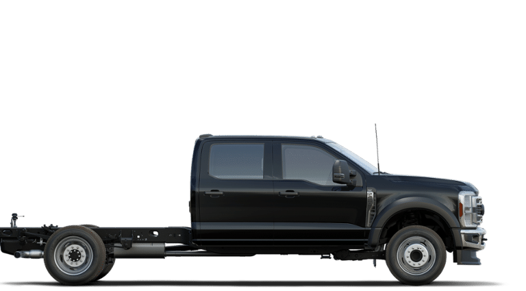 2025 Ford F-450 Super Duty Chassis Cab XLT - Photo 27