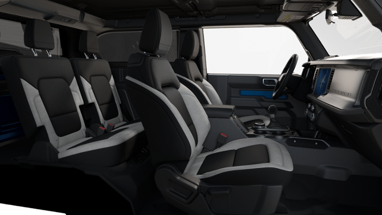 2025 Ford Bronco Base photo 9