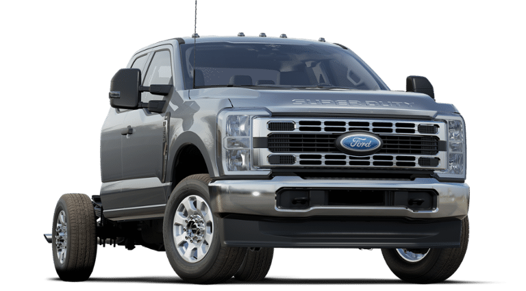 2024 Ford F-350 XLT photo 4