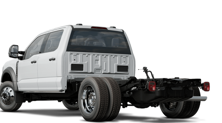 2024 Ford F-550 XLT photo 2