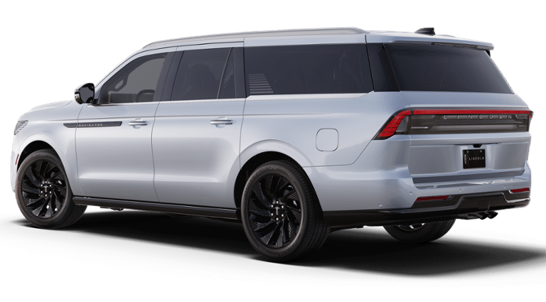2025 Lincoln Navigator Black Label photo 2
