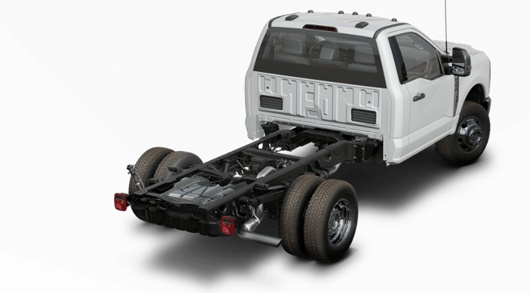 2024 Ford F-350 photo 3