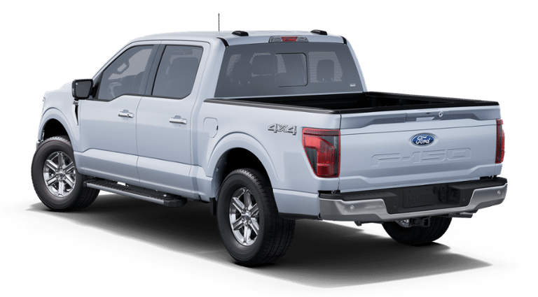 2025 Ford F-150 XLT photo 2