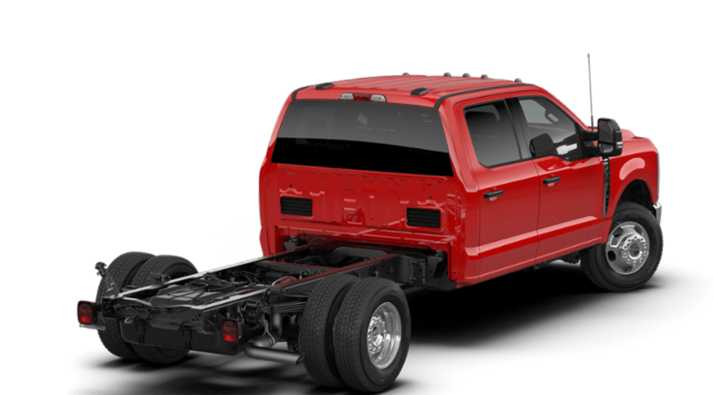 New 2026 Ford F-350 Chassis 4WD Crew Cab 179 WB 60 CA Truck Crew Cab