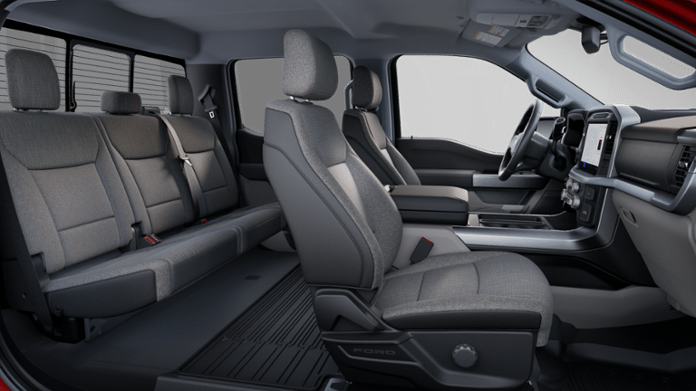 2025 Ford F-150 XLT - Photo 21
