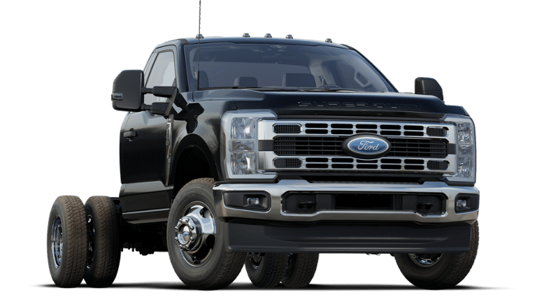 2025 Ford F-350 Super Duty Chassis Cab XLT - Photo 26