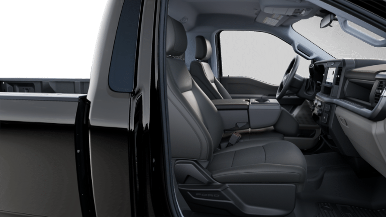 2025 Ford F-250 Super Duty XL - Photo 47