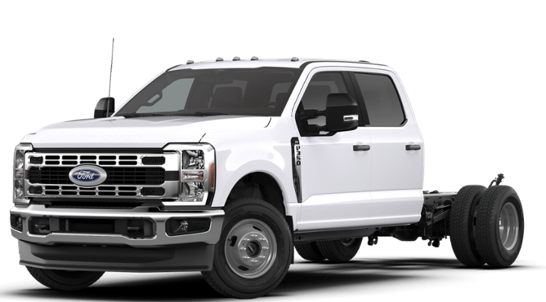 2026 Ford F-350 Super Duty Chassis Cab XLT - Photo 23