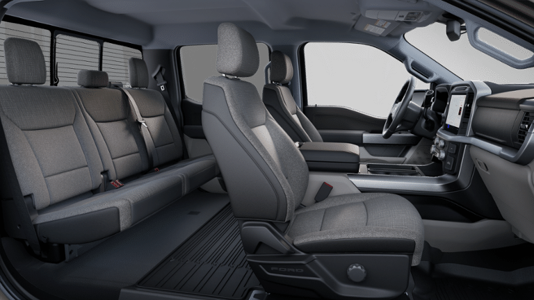 2025 Ford F-150 XLT - Photo 6