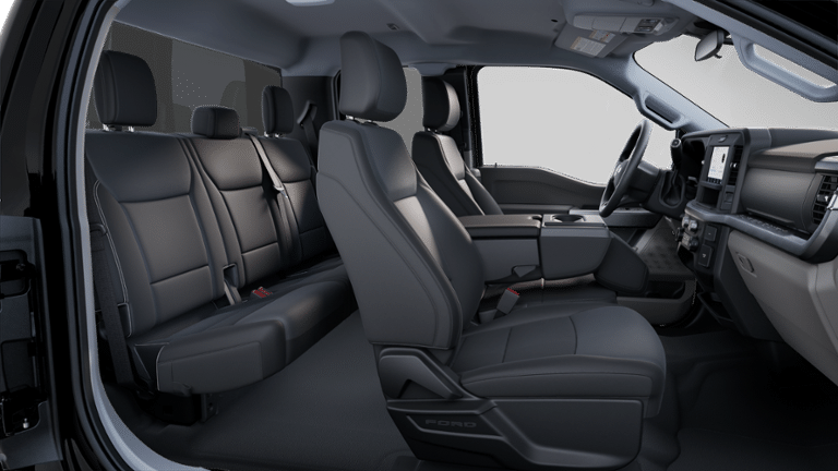 2025 Ford F-350 Super Duty XLT - Photo 28