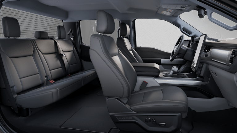 2025 Ford F-150 Lightning Flash 4WD Supercrew 5.5 Box Truck SuperCrew Cab