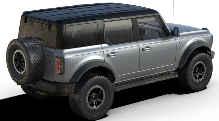 2024 Ford Bronco Outer Banks photo 3