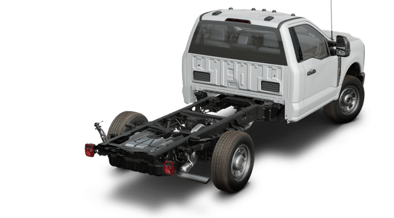 2023 Ford F-350 XL photo 4
