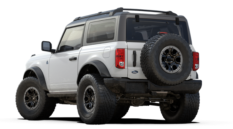 2024 Ford Bronco Black Diamond photo 2