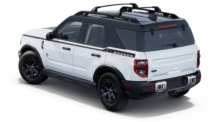 2025 Ford Bronco Sport Outer Banks photo 2