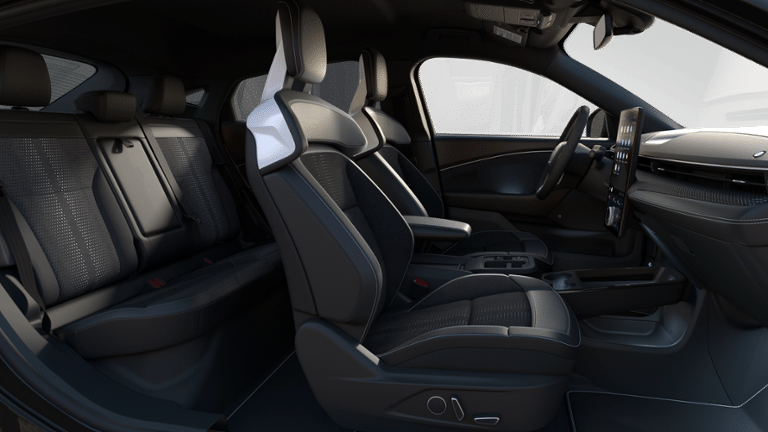 2025 Ford Mustang Mach-E GT photo 9