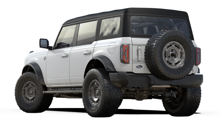2025 Ford Bronco Outer Banks photo 2