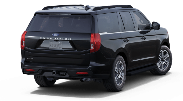 2025 Ford Expedition photo 3