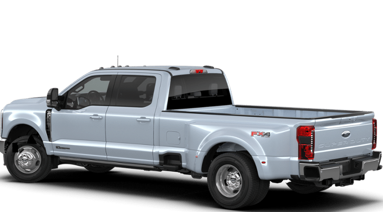 2026 Ford F-350 Lariat photo 3