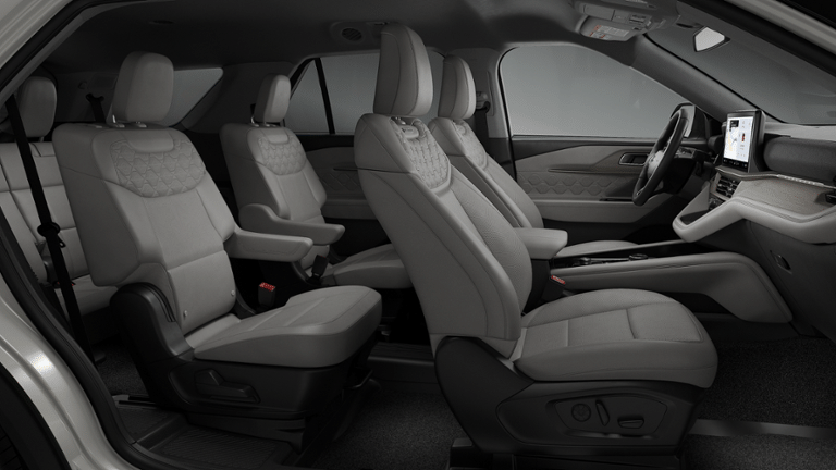 2026 Ford Explorer Platinum - Photo 29