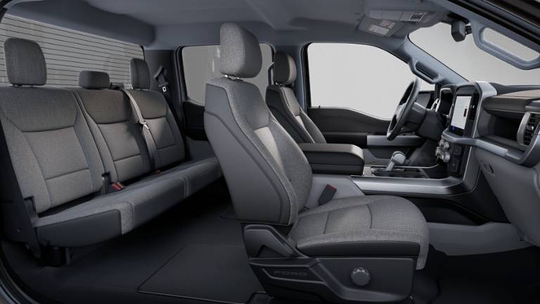 2025 Ford F-150 Lightning XLT Truck