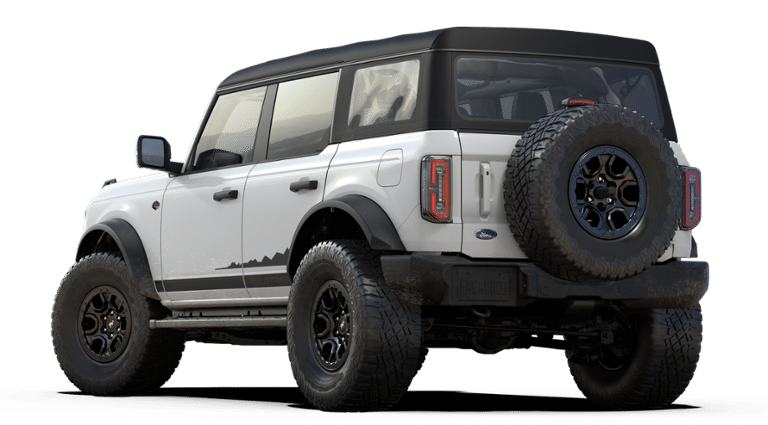 2024 Ford Bronco Wildtrak photo 2