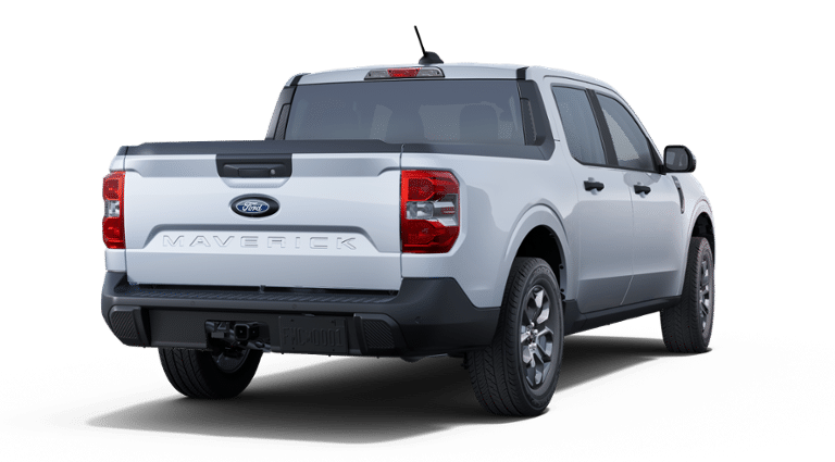 2025 Ford Maverick XLT photo 2