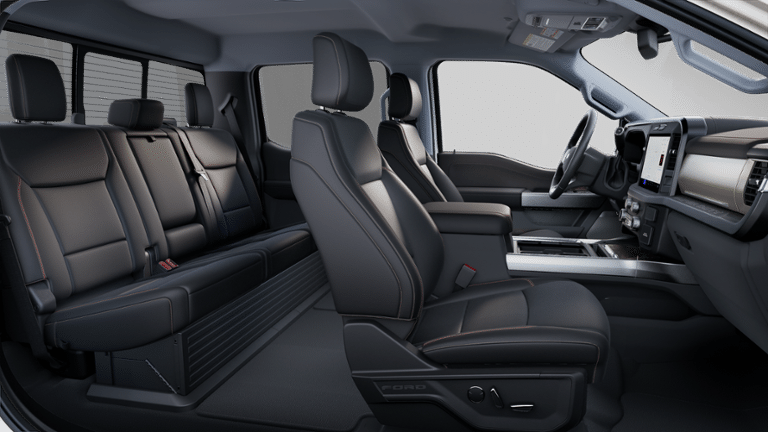 2025 Ford F-250 Lariat photo 4