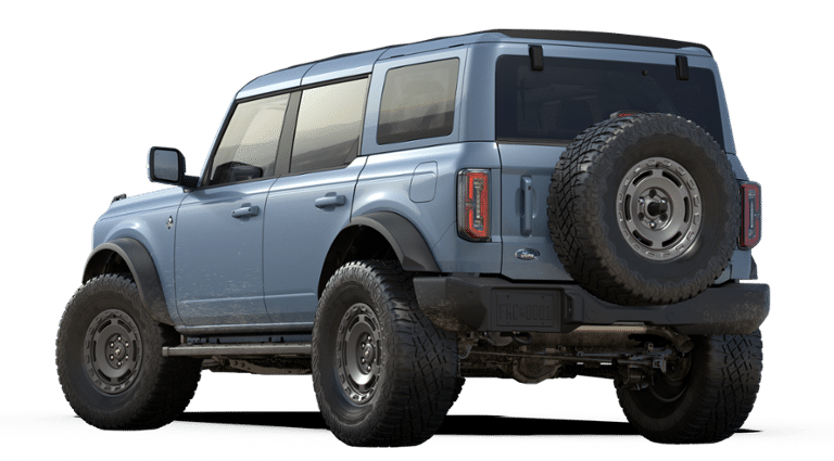 2025 Ford Bronco Outer Banks photo 4
