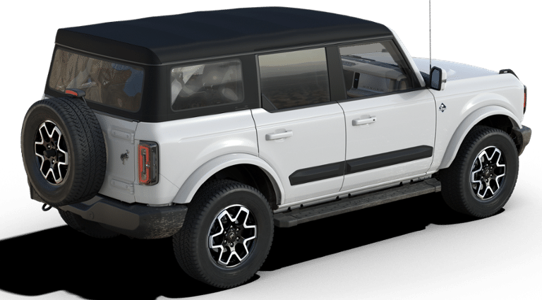 2025 Ford Bronco Outer Banks photo 4