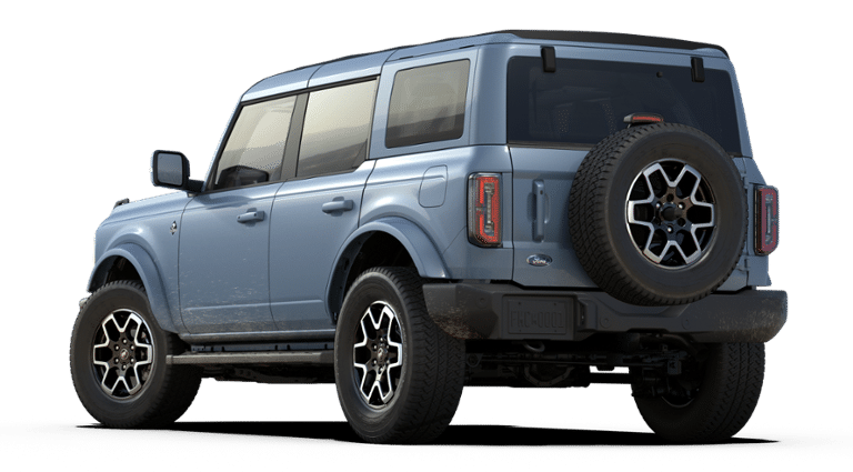 2025 Ford Bronco Outer Banks photo 2