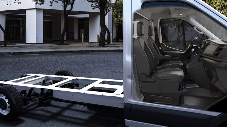 2025 Ford Transit Chassis Cab Base - Photo 90